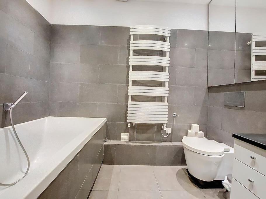 Magnifique 16arr Appartement *